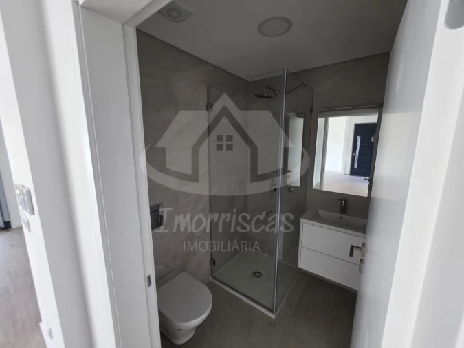 Moradia T3 para Venda em Santa Iria de Azoia, São João da Talha e Bobadela Foto 32