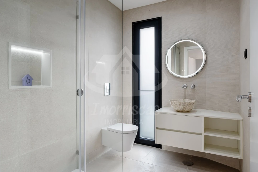 Moradia T4 para Venda em Santa Iria de Azoia, São João da Talha e Bobadela Foto 25