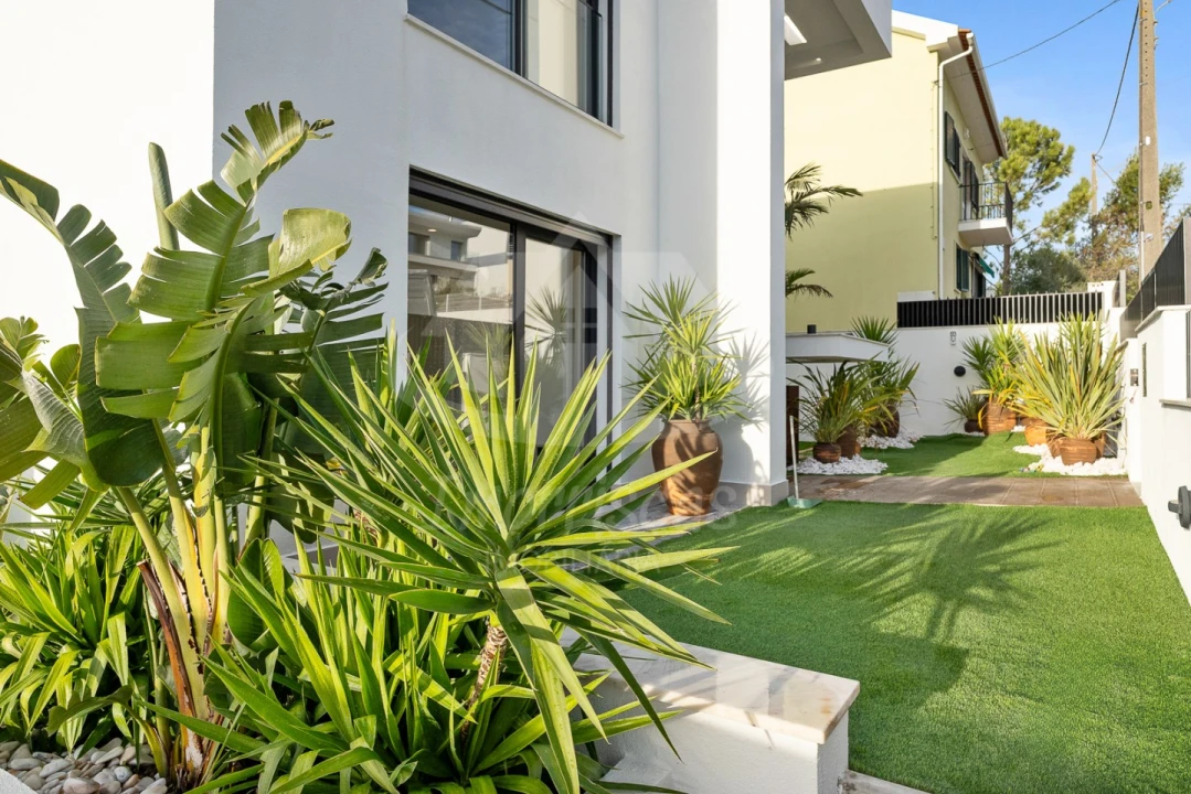 Moradia T4 para Venda em Santa Iria de Azoia, São João da Talha e Bobadela Foto 36