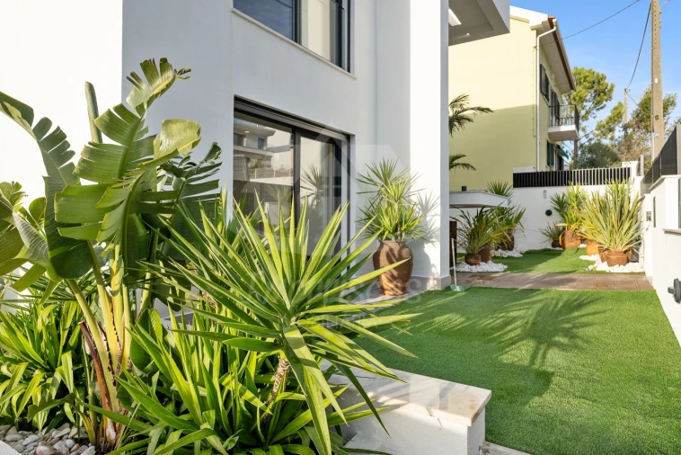 Moradia T4 para Venda em Santa Iria de Azoia, São João da Talha e Bobadela Foto 36