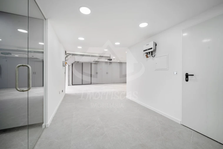 Moradia T4 para Venda em Santa Iria de Azoia, São João da Talha e Bobadela Foto 49