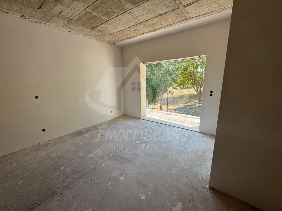 Moradia T5 para Venda em Santa Iria de Azoia, São João da Talha e Bobadela Foto 13
