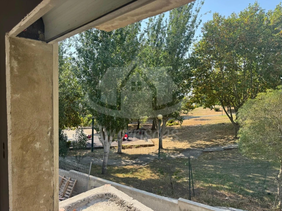 Moradia T5 para Venda em Santa Iria de Azoia, São João da Talha e Bobadela Foto 14