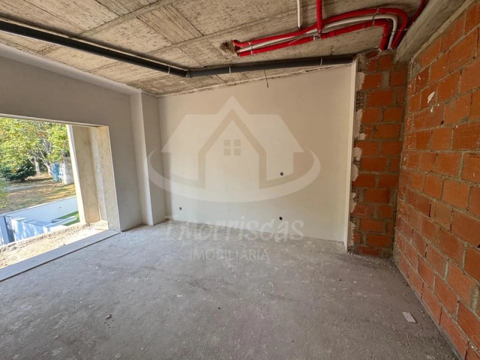 Moradia T5 para Venda em Santa Iria de Azoia, São João da Talha e Bobadela Foto 24