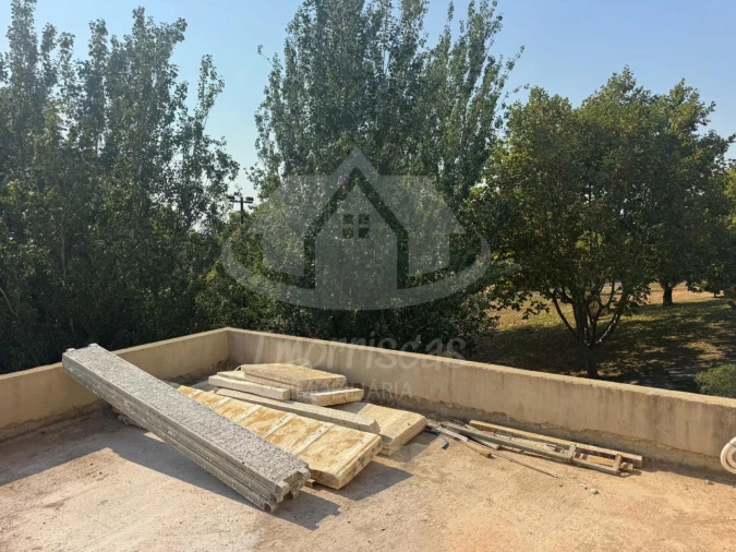 Moradia T5 para Venda em Santa Iria de Azoia, São João da Talha e Bobadela Foto 43