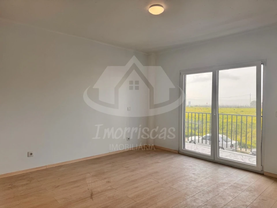 Moradia T5 para Venda em Santa Iria de Azoia, São João da Talha e Bobadela Foto 12