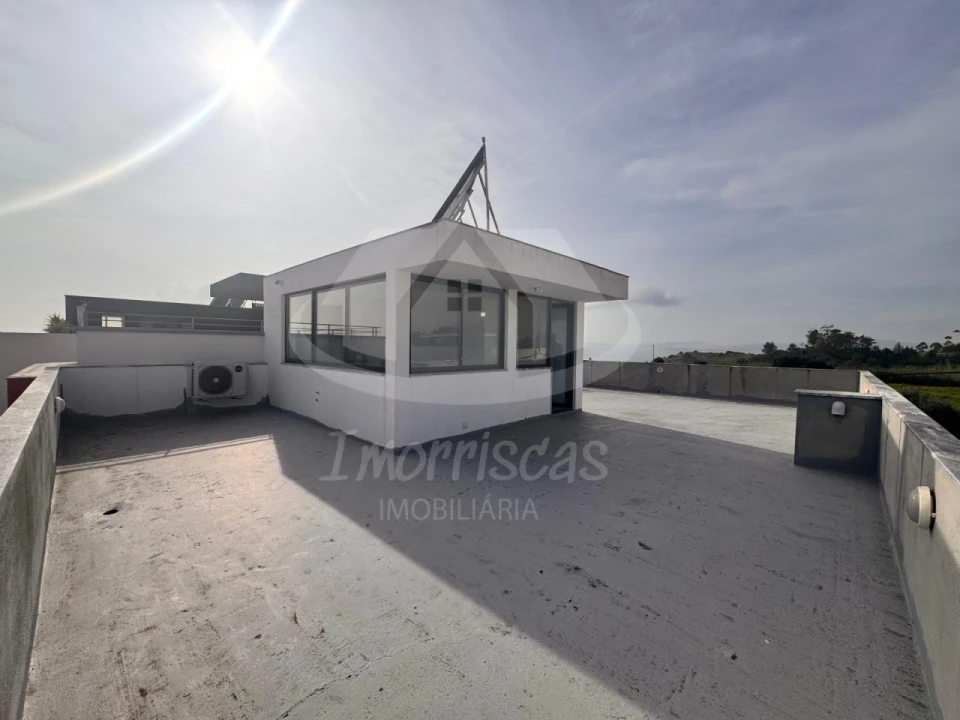 Moradia T5 para Venda em Santa Iria de Azoia, São João da Talha e Bobadela Foto 19