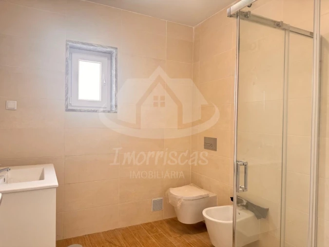 Moradia T5 para Venda em Santa Iria de Azoia, São João da Talha e Bobadela Foto 14