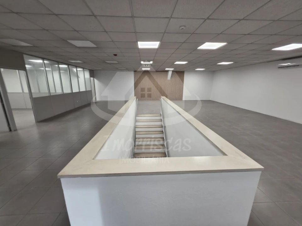 Escritório para Arrendamento em Santa Iria de Azoia, São João da Talha e Bobadela Foto 9