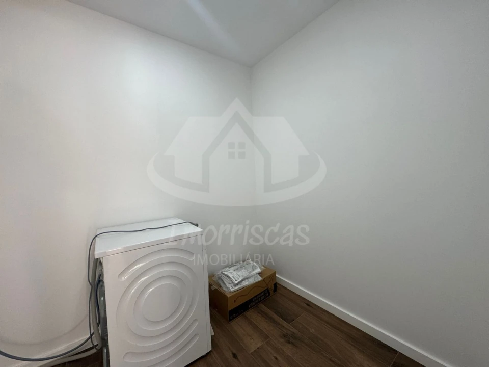 Apartamento T4 para Venda em Alcochete Foto 20