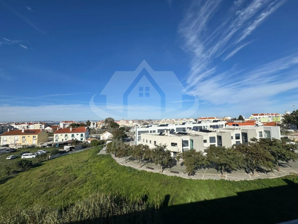 Apartamento T4 para Venda em Alcochete Foto 45