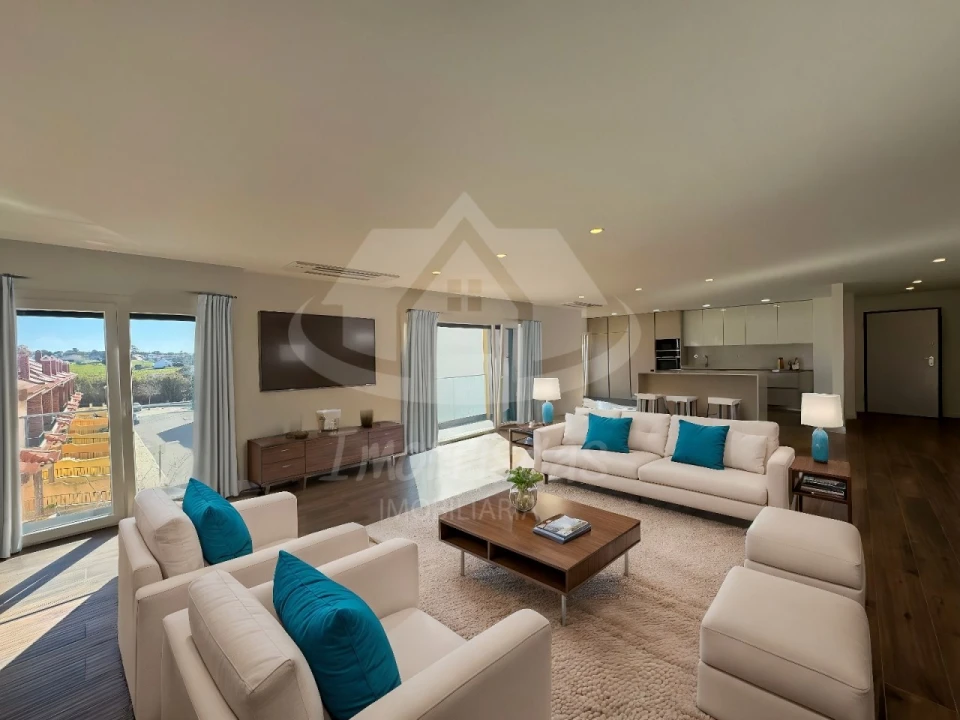 Apartamento T4 para Venda em Alcochete Foto 2