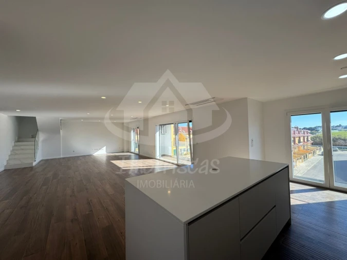 Apartamento T4 para Venda em Alcochete Foto 17