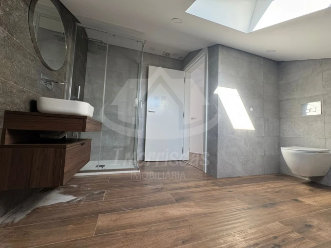 Apartamento T4 para Venda em Alcochete Foto 32