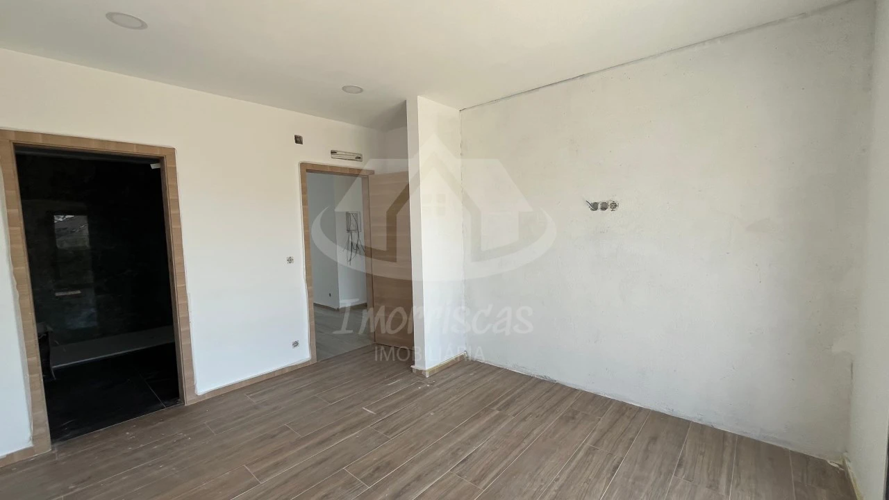 Moradia T3 para Venda em Santa Iria de Azoia, São João da Talha e Bobadela Foto 4