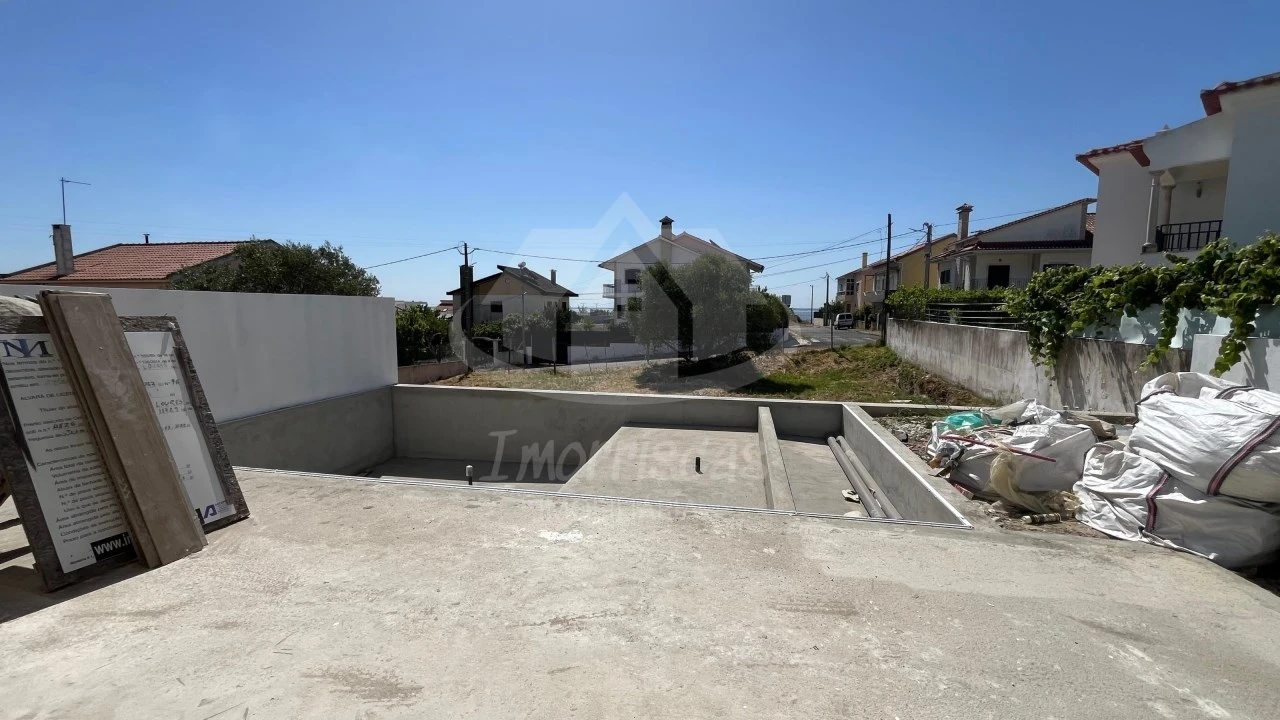 Moradia T3 para Venda em Santa Iria de Azoia, São João da Talha e Bobadela Foto 11