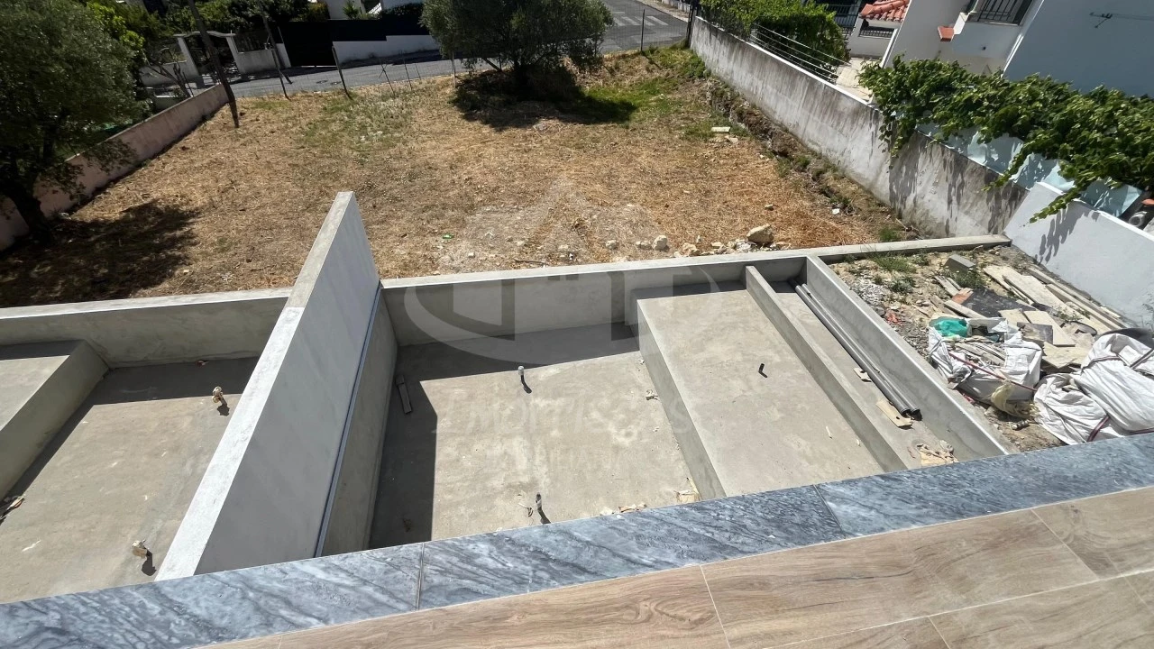 Moradia T3 para Venda em Santa Iria de Azoia, São João da Talha e Bobadela Foto 14