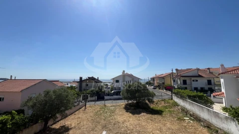 Moradia T3 para Venda em Santa Iria de Azoia, São João da Talha e Bobadela