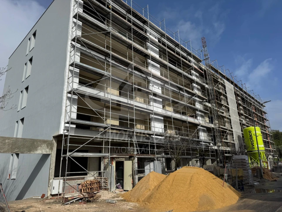 Apartamento T3 para Venda em Alverca do Ribatejo e Sobralinho Foto 1