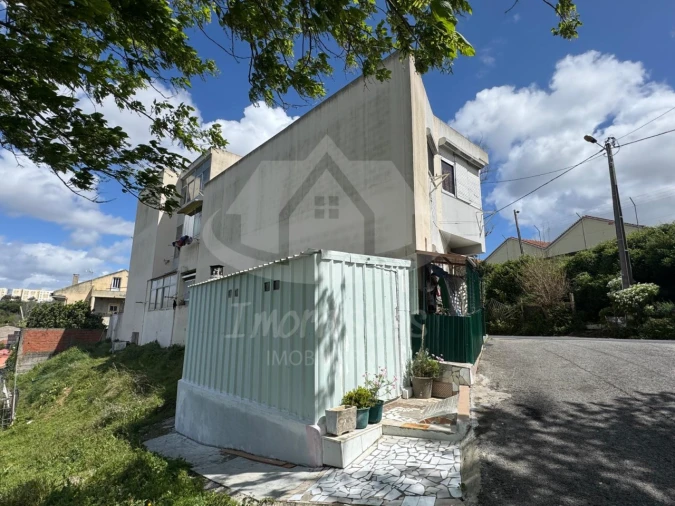 Prédio para Venda em Póvoa de Santo Adrião e Olival Basto Foto 5