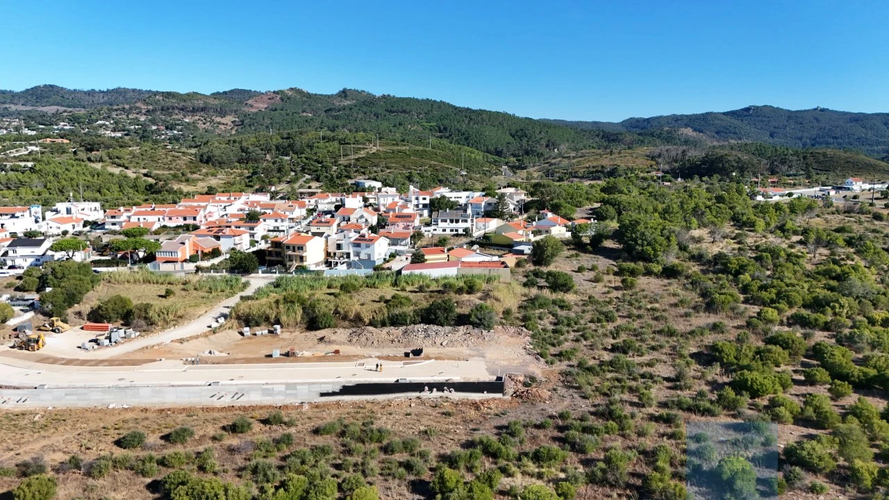 Terreno para Venda em Alcabideche Foto 3