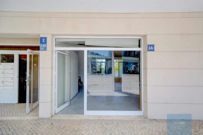 Loja para Venda em Parque das Nações