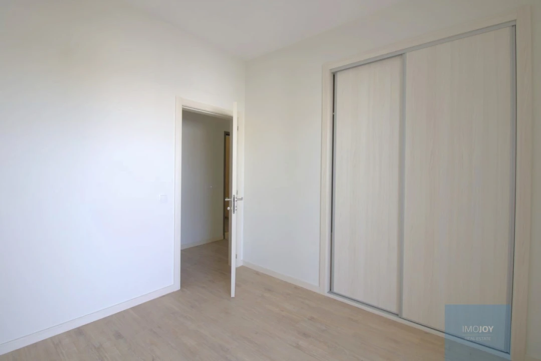Apartamento T4 para Venda em Portimão Foto 29
