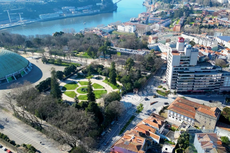 Moradia T20 para Venda em Lordelo do Ouro e Massarelos Foto 54
