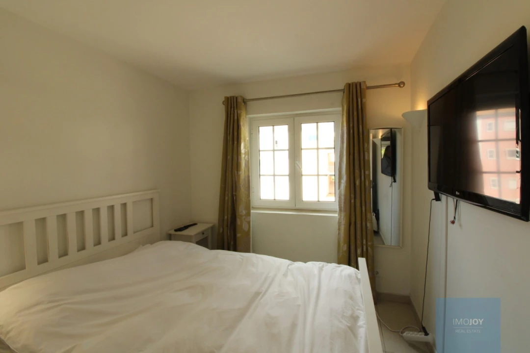 Apartamento T2 para Venda em Quarteira Foto 14