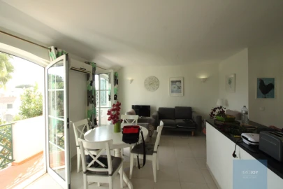 Apartamento T2 para Venda em Quarteira