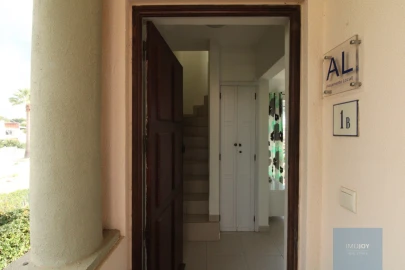 Apartamento T2 para Venda em Quarteira