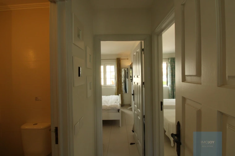 Apartamento T2 para Venda em Quarteira Foto 13