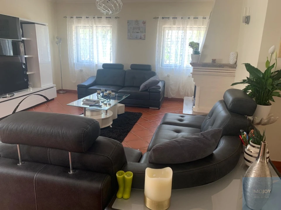 Moradia T6 para Venda em Benavente Foto 5