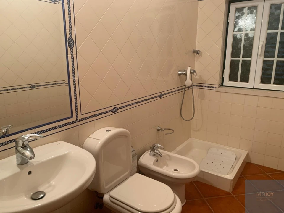 Moradia T6 para Venda em Benavente Foto 22