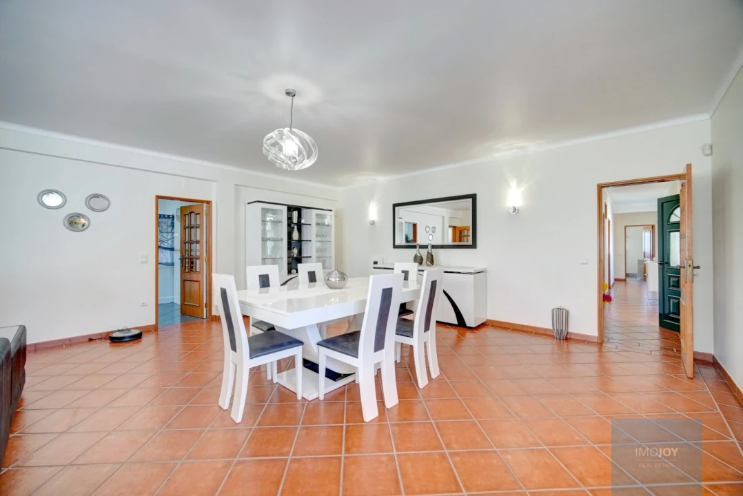 Moradia T6 para Venda em Benavente Foto 10