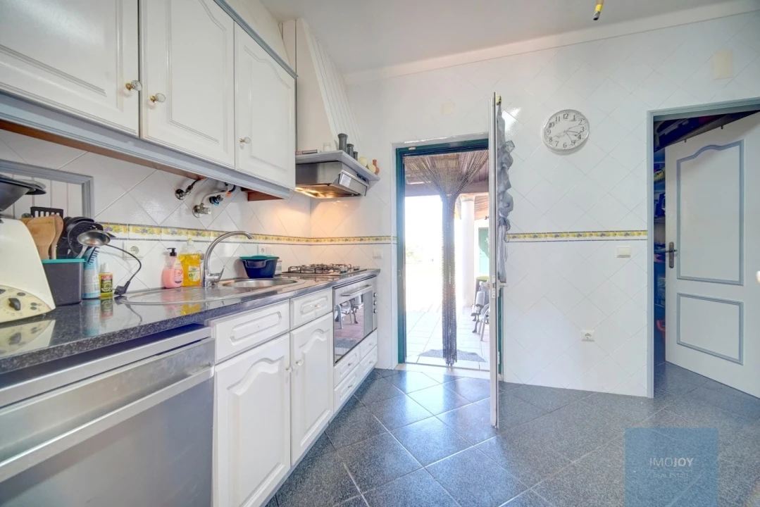 Moradia T6 para Venda em Benavente Foto 13