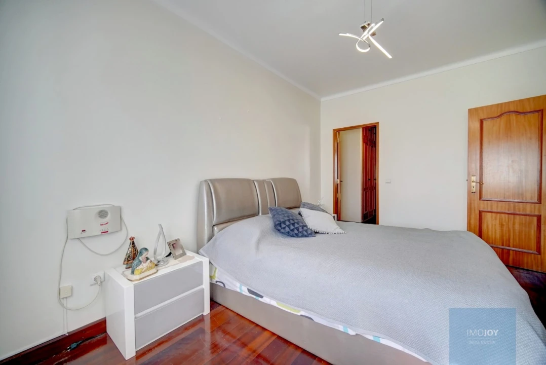 Moradia T6 para Venda em Benavente Foto 19