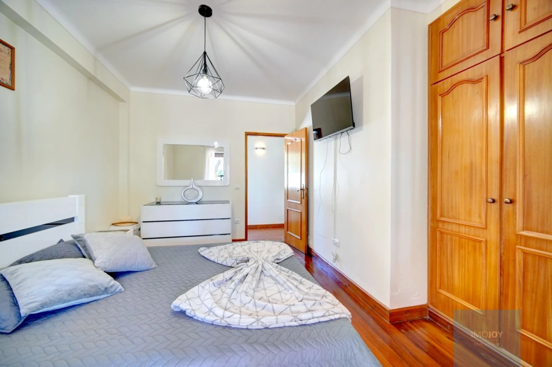 Moradia T6 para Venda em Benavente Foto 27