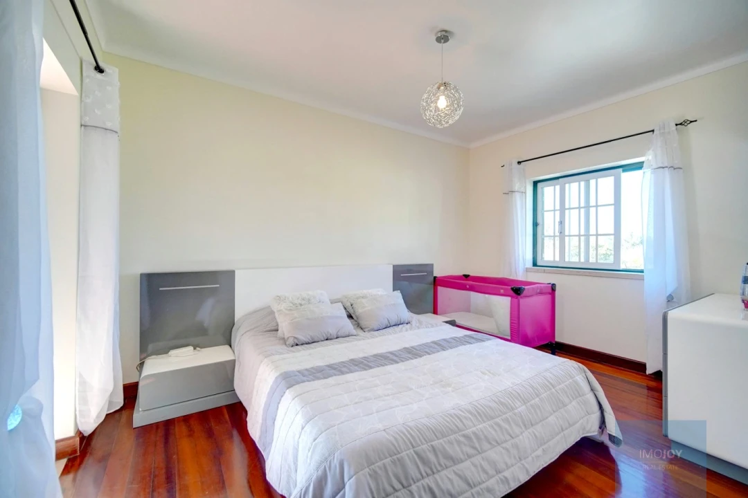 Moradia T6 para Venda em Benavente Foto 31