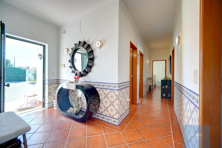 Moradia T6 para Venda em Benavente Foto 11