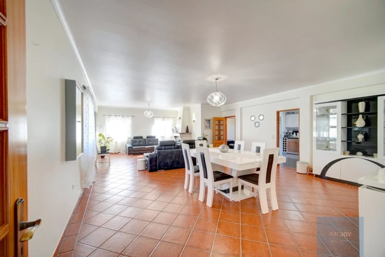 Moradia T6 para Venda em Benavente Foto 9