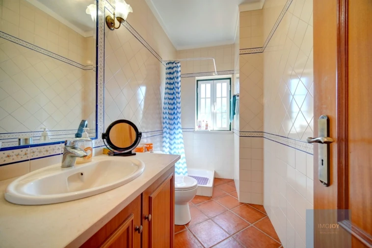 Moradia T6 para Venda em Benavente Foto 29