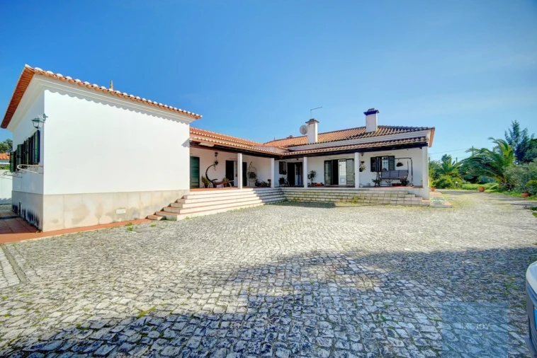 Moradia T6 para Venda em Benavente Foto 45