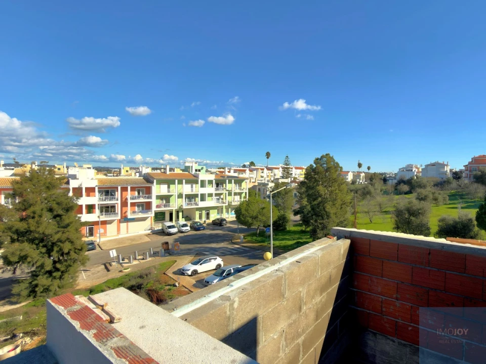 Moradia T4 para Venda em Estômbar e Parchal Foto 24