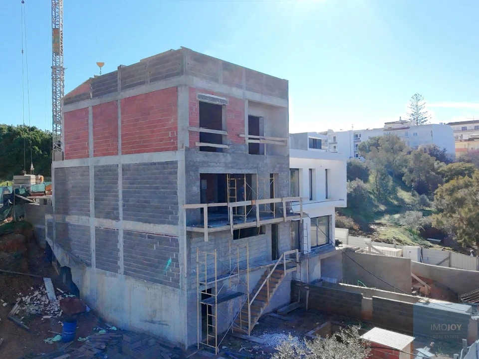 Moradia T4 para Venda em Estômbar e Parchal Foto 34