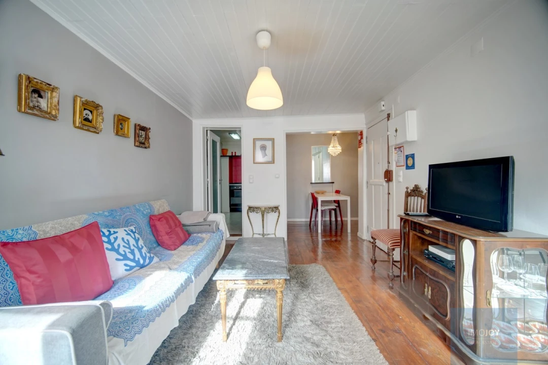 Apartamento T1 para Venda em Santa Maria Maior Foto 2