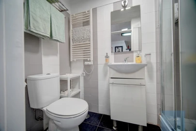 Apartamento T1 para Venda em Santa Maria Maior
