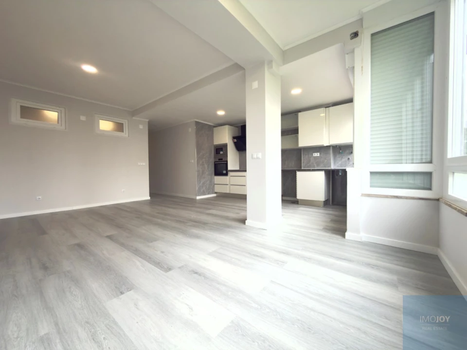 Apartamento T2 para Venda em Oeiras e São Julião da Barra, Paço de Arcos e Caxias Foto 1