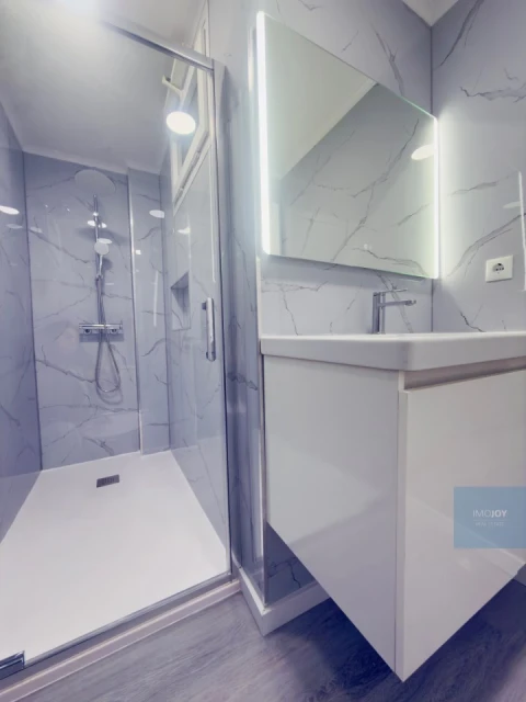 Apartamento T2 para Venda em Oeiras e São Julião da Barra, Paço de Arcos e Caxias