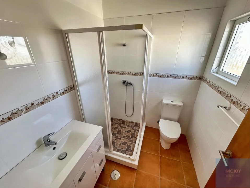 Moradia T4 para Venda em Rogil Foto 21